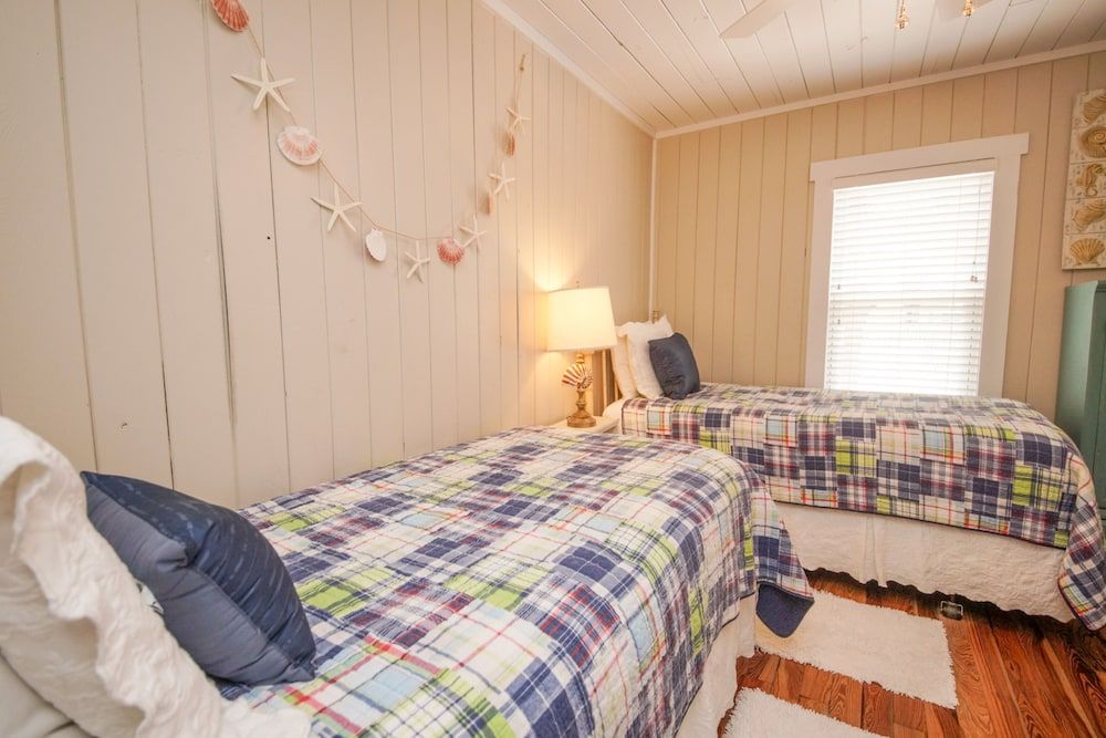 Anna Maria Beach Cottages - photo 21