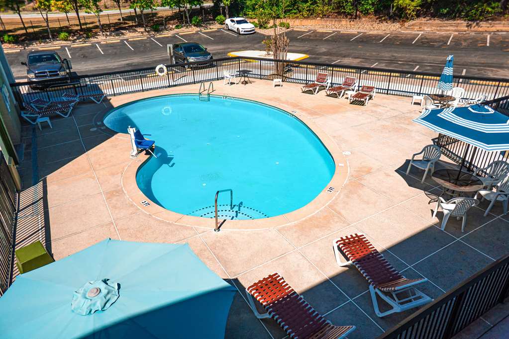 Quality Inn & Suites near Six Flags Austell - photo 21