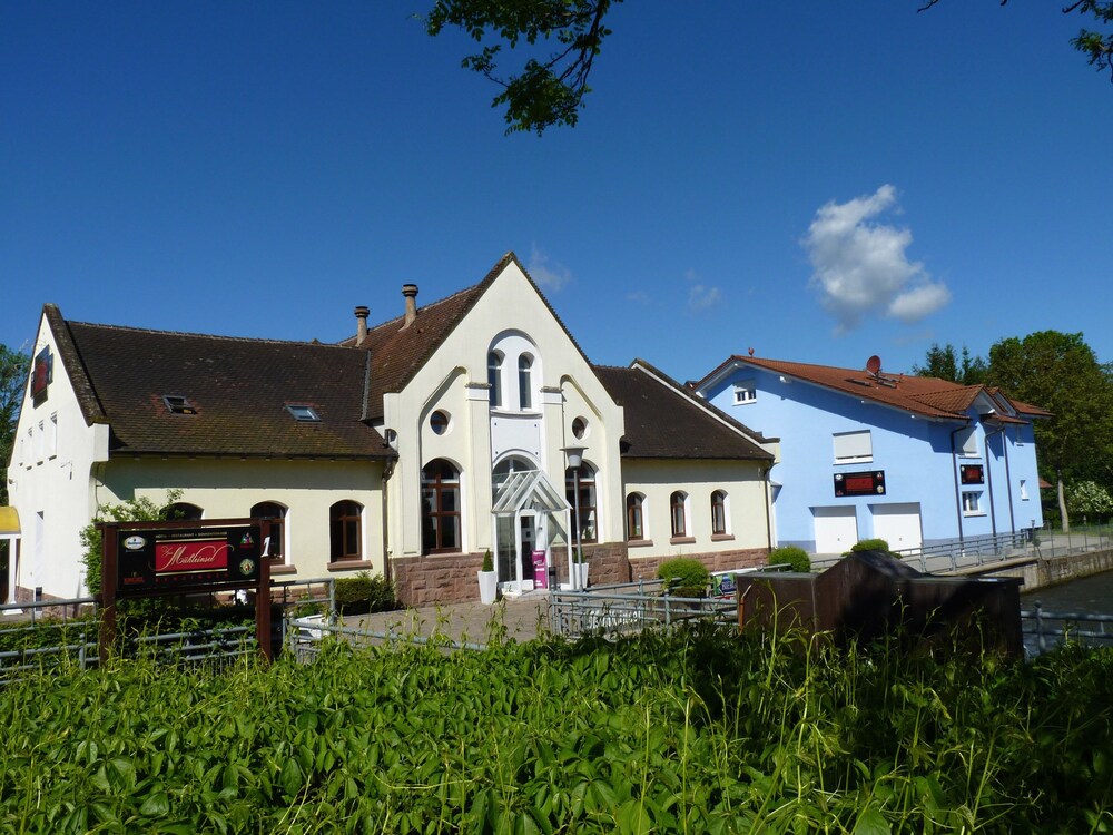 Hotel Mühleinsel - carbon neutral hotel in Kenzingen