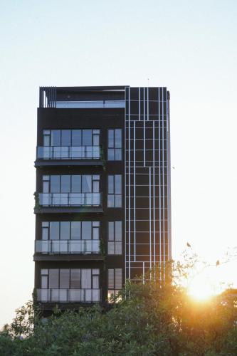 Peak Tower - carbon neutral hotel in Lahore