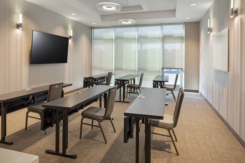 SpringHill Suites by Marriott West Sacramento - photo 50