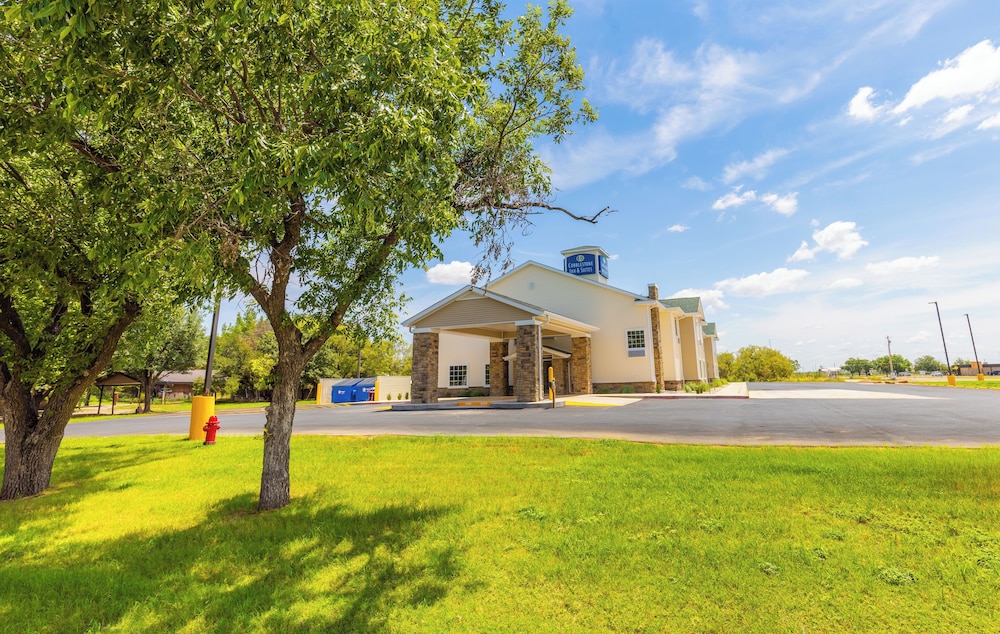 Cobblestone Inn & Suites Winters - photo 96