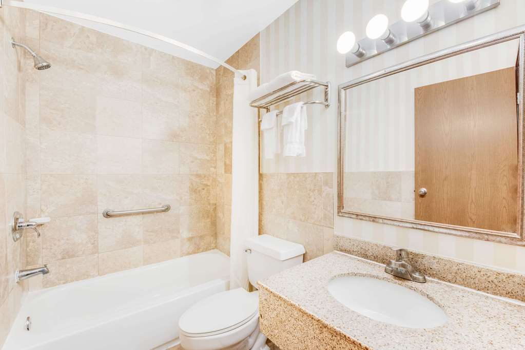 Super 8 by Wyndham Kutztown Allentown Area - photo 6