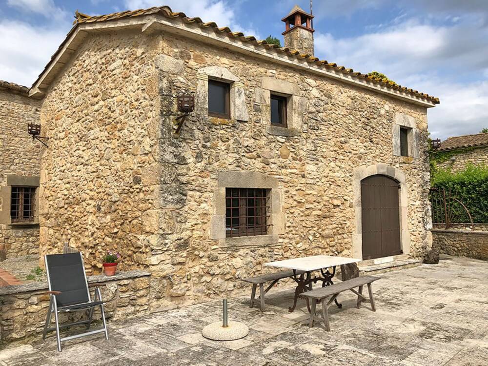 Ariqus Rural Cottages - last minute hotel in Fontcoberta