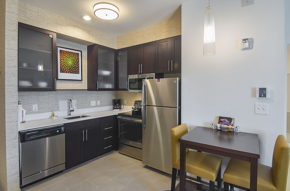 Residence Inn by Marriott Denton - photo 11