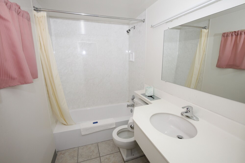 Scottish Inns Albany - photo 17