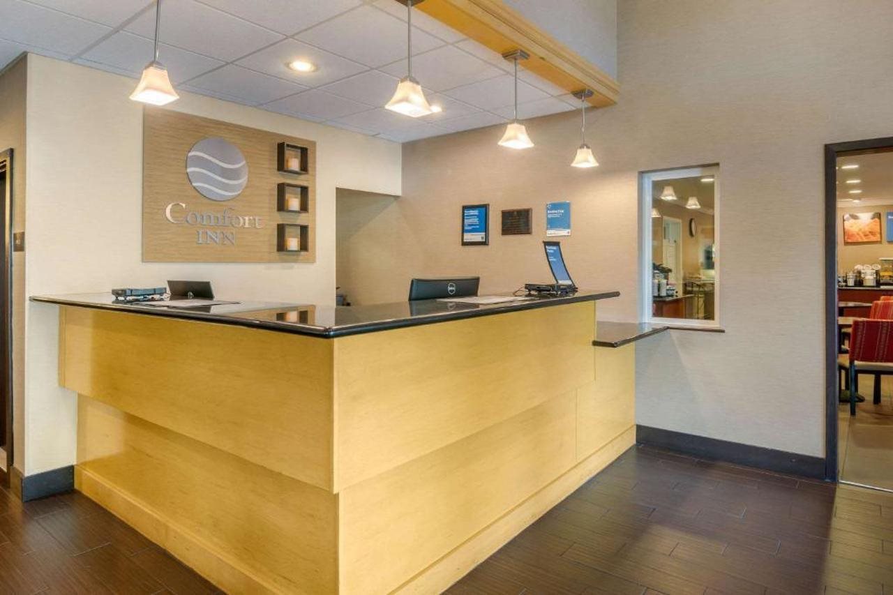 Comfort Inn Columbia Gorge - photo 8