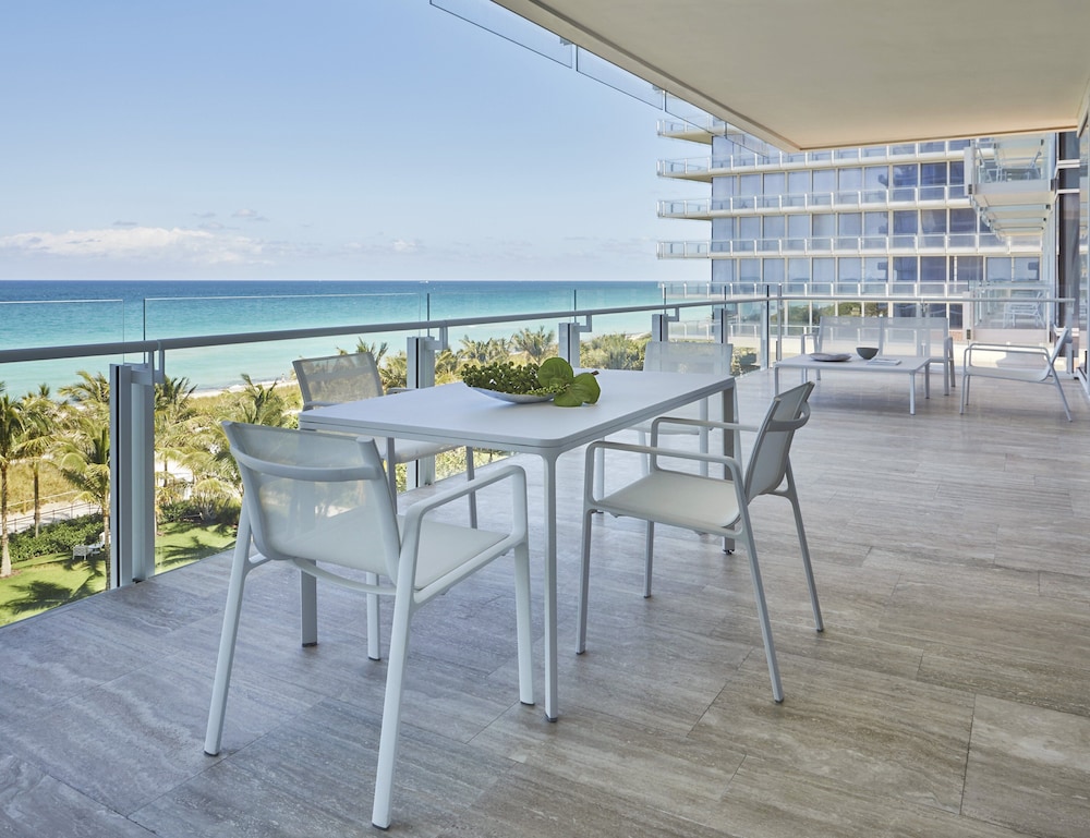 Four Seasons Hotel at The Surf Club - photo 86