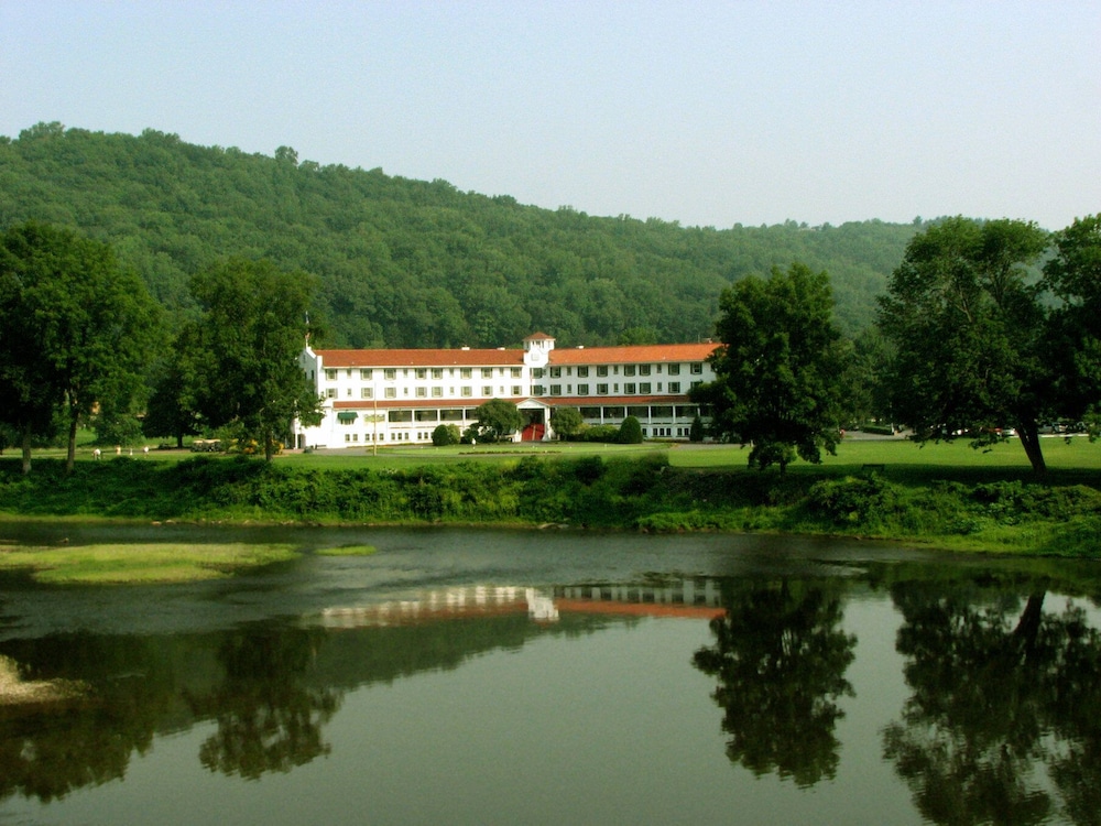The Shawnee Inn and Golf Resort - photo 114