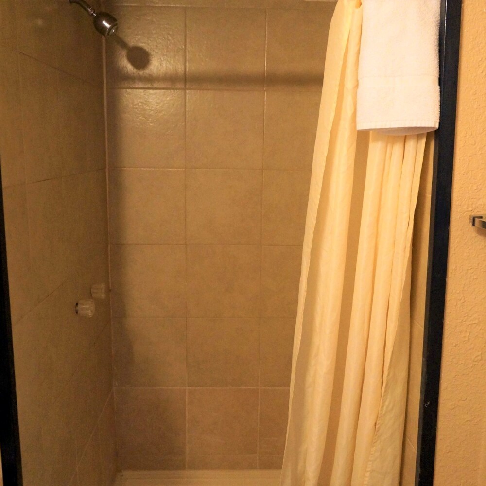 White Mountain Motel - photo 78