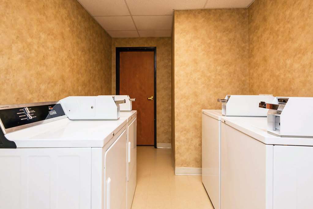 La Quinta Inn & Suites by Wyndham Kennewick - photo 39