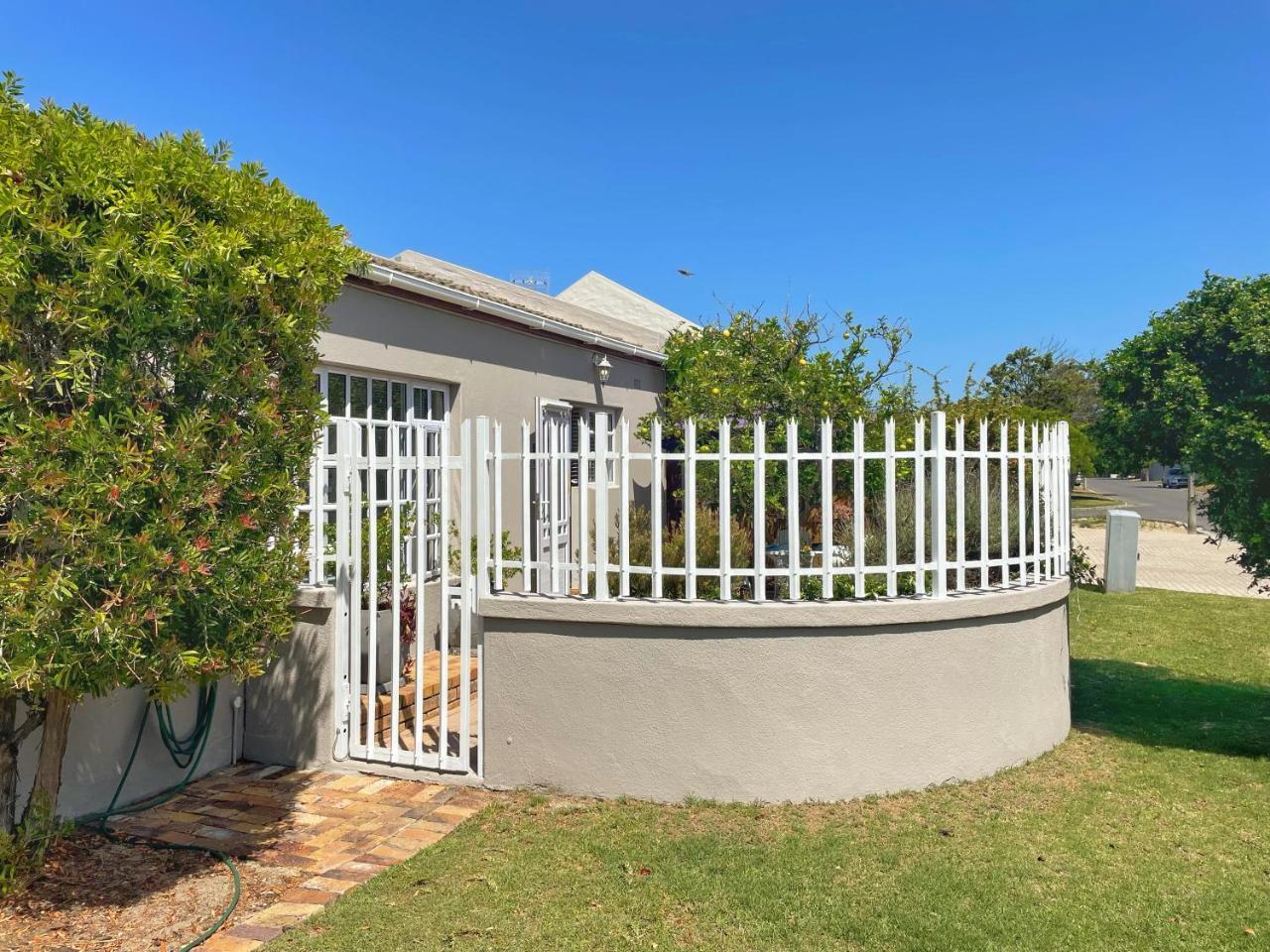 Lemon Tree Cottage
