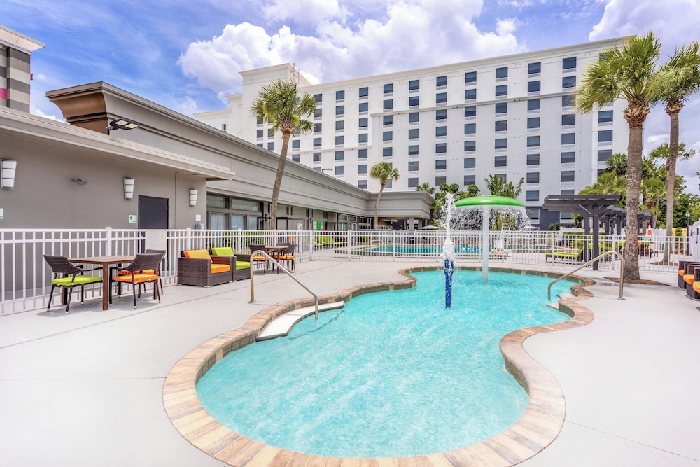 Courtyard by Marriott across Universal Orlando - photo 54