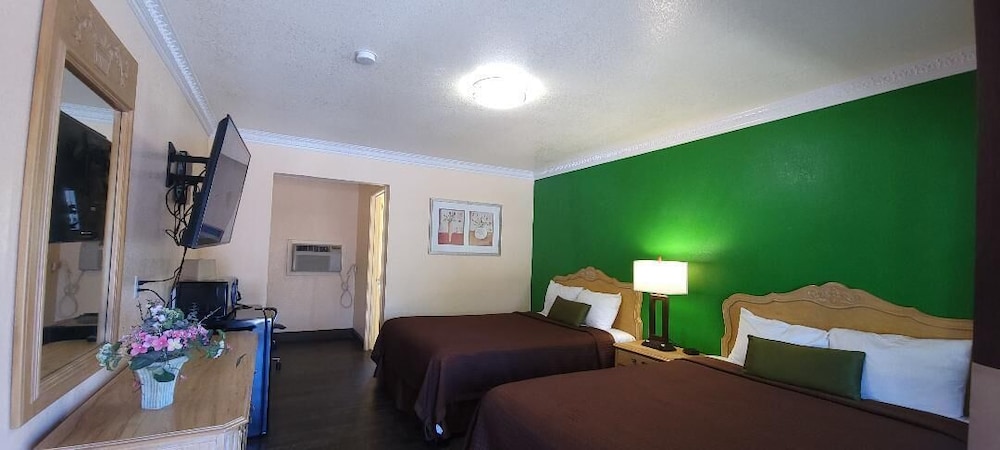 Lakeview Inn Lucerne - photo 22