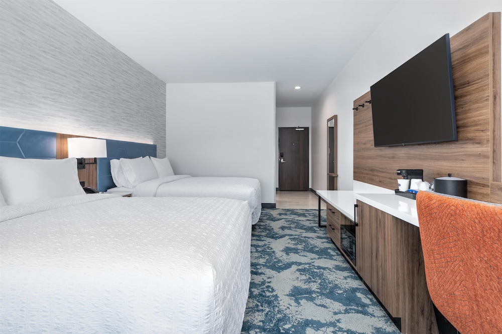 Hampton Inn & Suites by Hilton Irving Hwy 183 - photo 17