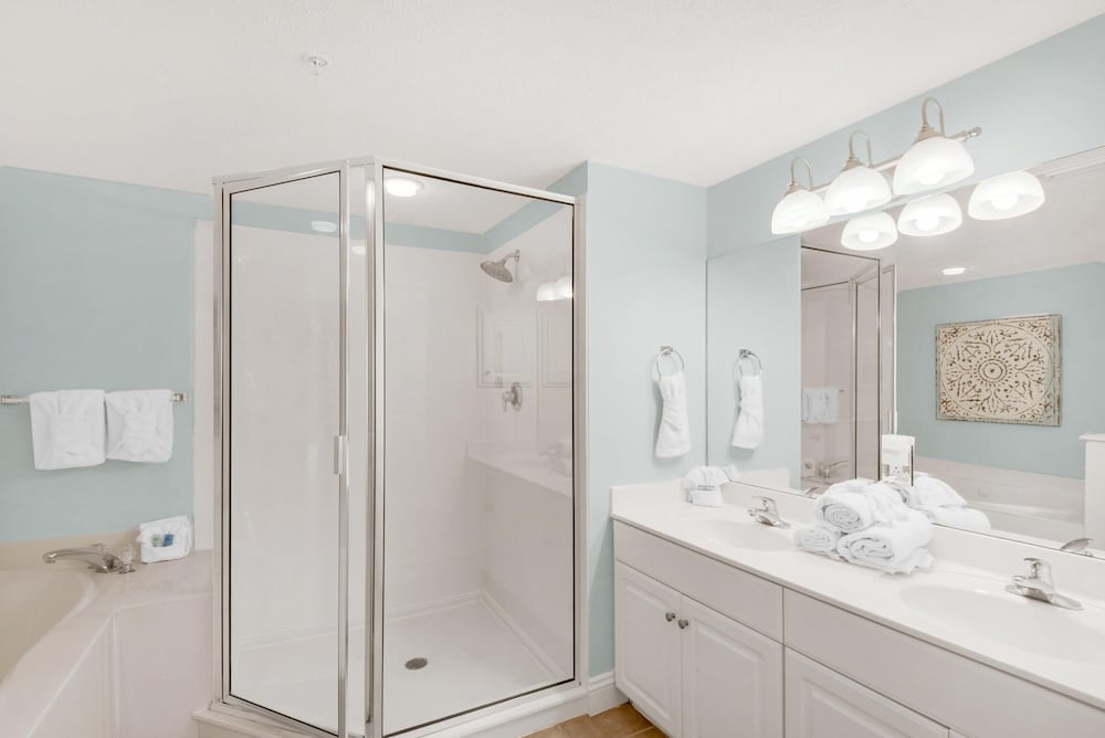 Majestic Beach Towers 2 1509 - photo 25