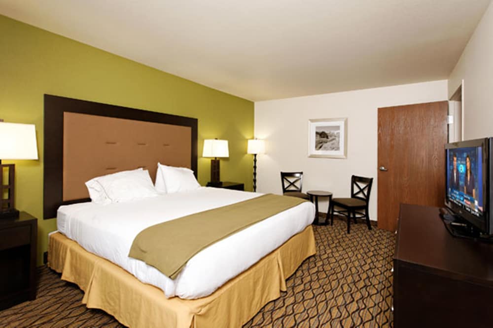 Holiday Inn Express & Suites Montrose Black Canyon Area an IHG Hotel - photo 5
