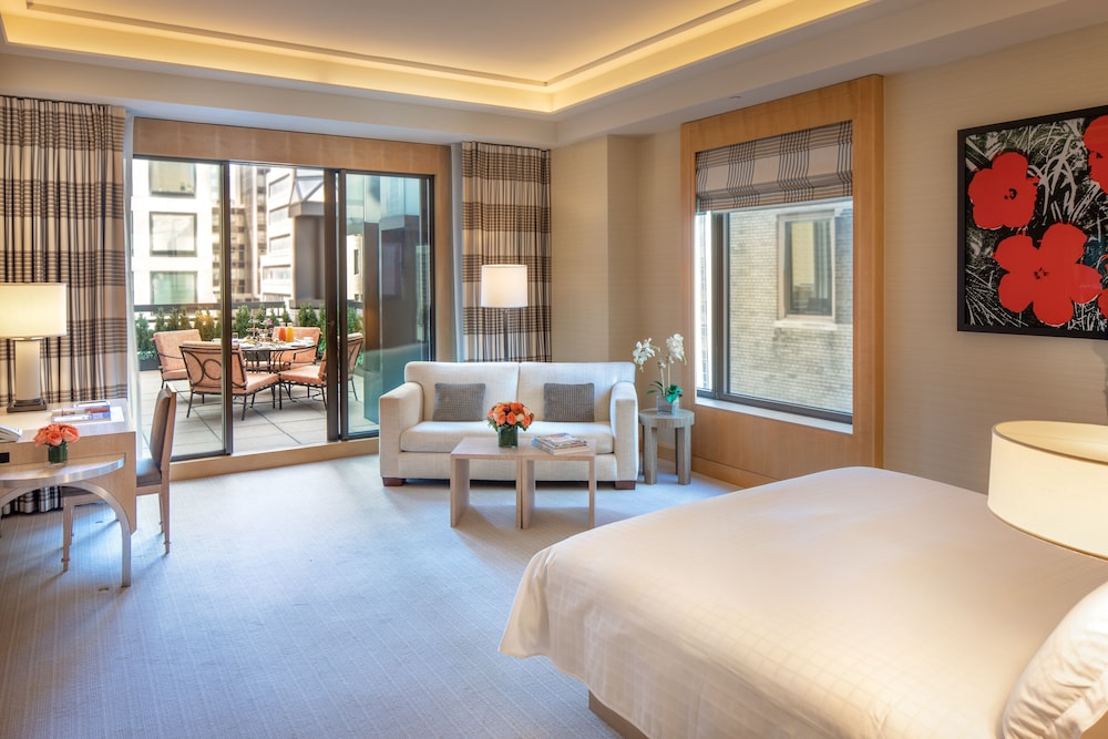 Four Seasons Hotel New York - photo 13