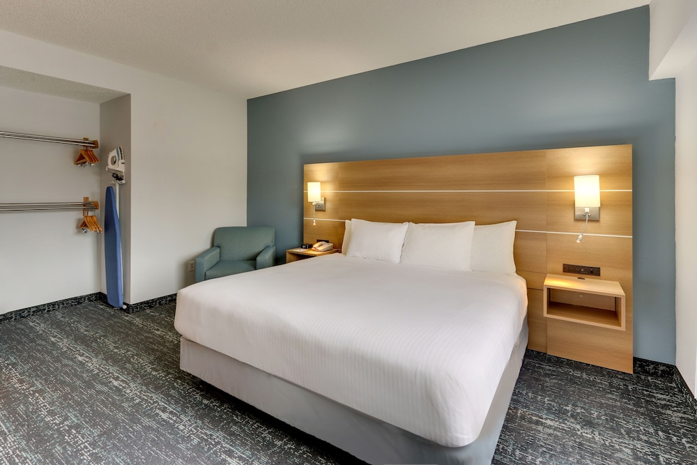 ParkShore Resort - photo 5