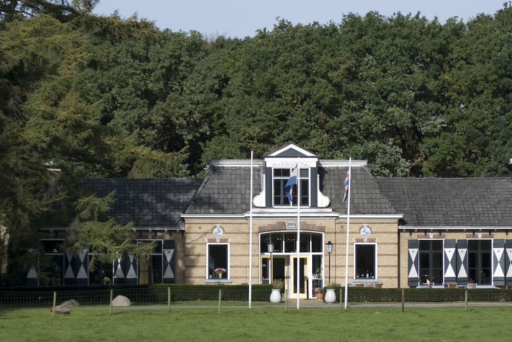 Hotel de Oorsprong — hotel in Sint Nicolaasga