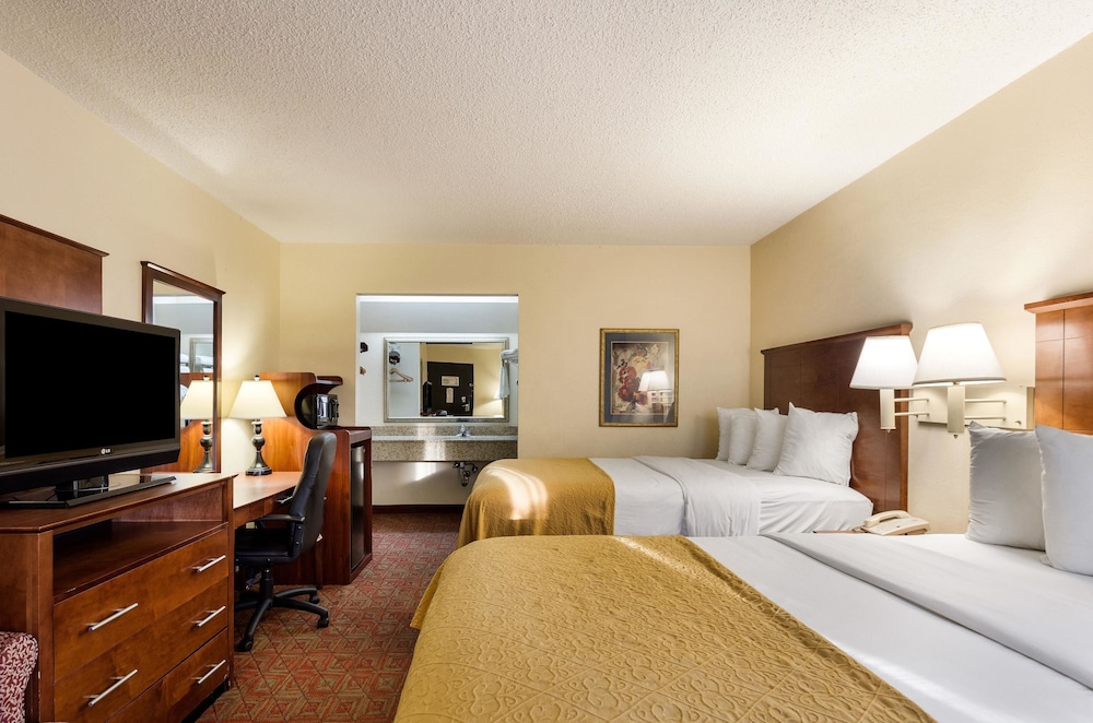 Quality Inn Blytheville I 55 - photo 8
