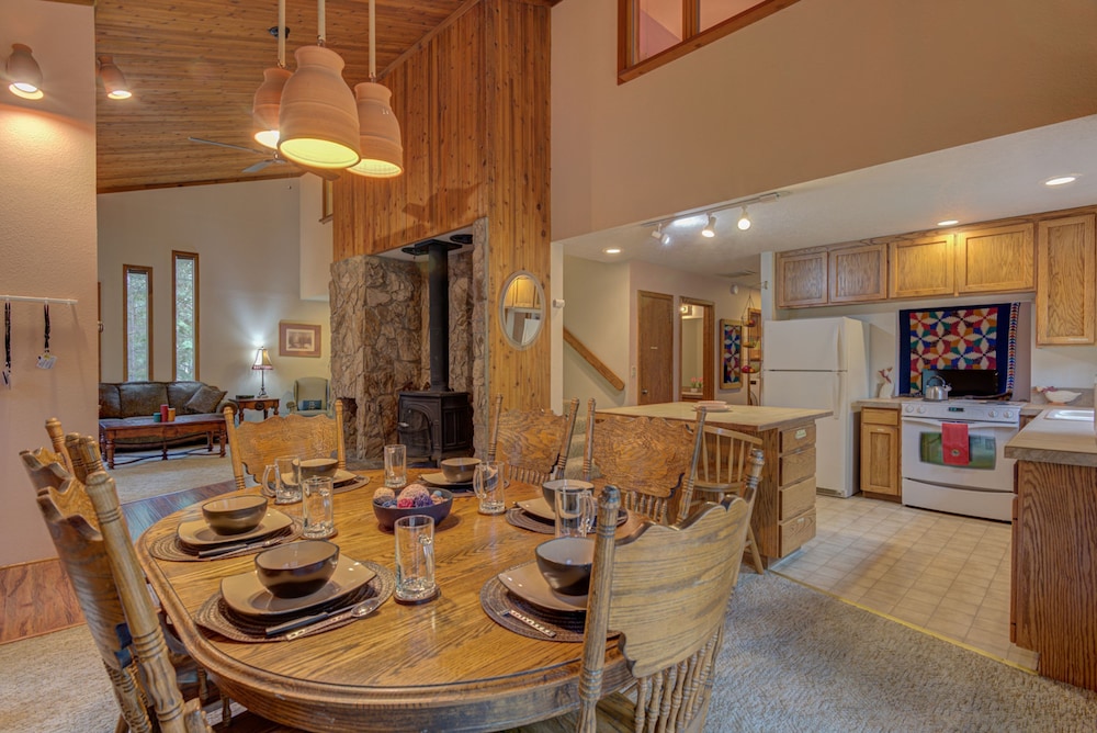 Pine Needle Lane 7 - photo 11