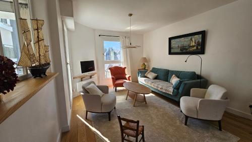 Les Remparts 250 M From Port Wifi Parking Calme in Vannes, France