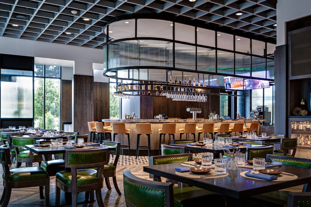 Houston Cityplace Marriott at Springwoods Village - photo 42