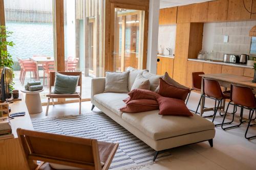 Fisherman's Blues Casa na Praia — 4-Star Luxury Hotel in Arcozelo, Portugal