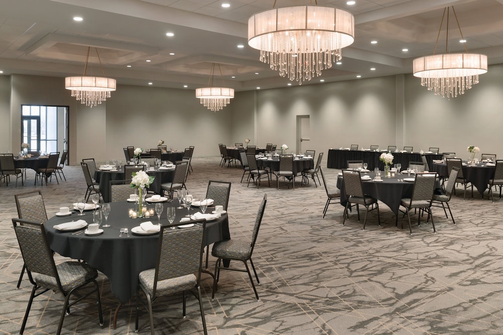 Holiday Inn Bloomington Normal by IHG - photo 24