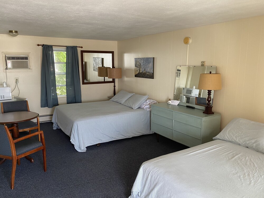 Grand View Motel - photo 9