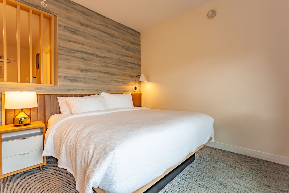 TownePlace Suites by Marriott Raleigh University Area - photo 26