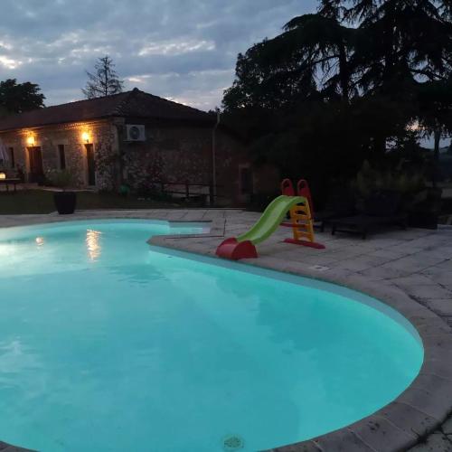 Les Trois Jolies J1 - last minute hotel in Unknown City