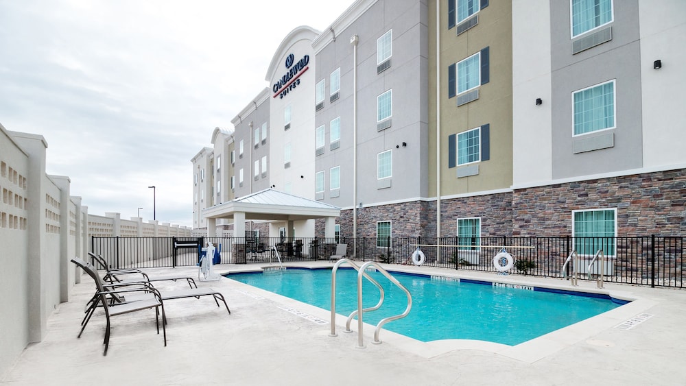 Candlewood Suites Waco by IHG - photo 32