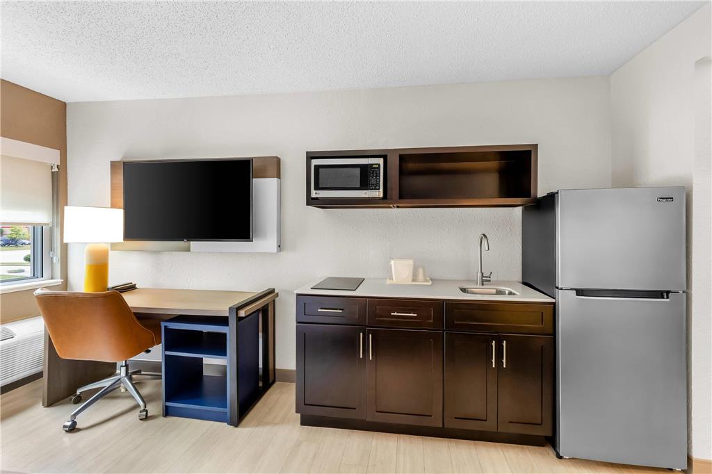 Comfort Inn Mayfield Heights Cleveland East - photo 22