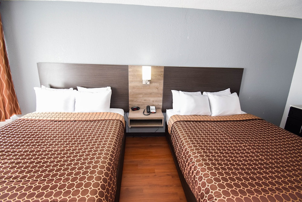 Quality Inn & Suites Sulphur Springs - photo 25