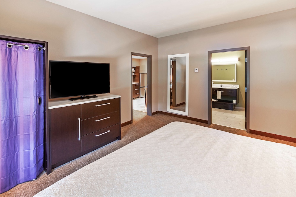 Home2 Suites by Hilton Gonzales LA - photo 13
