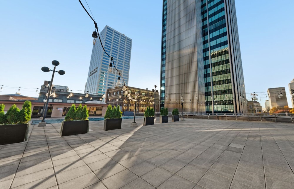Renaissance Columbus Downtown Hotel - photo 22
