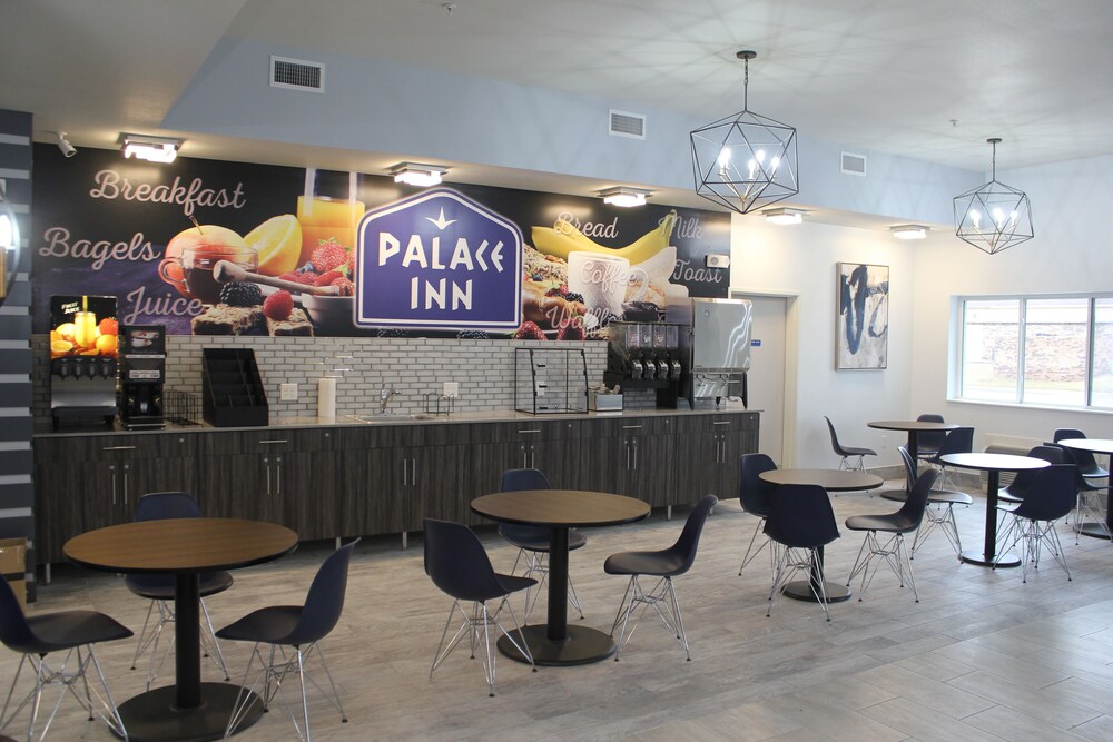 Coratel Inn and Suites By Jasper Saint Paul Minneapolis Inver Grove Heights. - photo 10