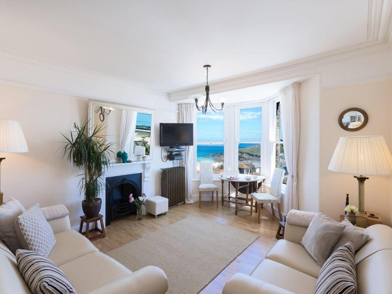 Whistler in Unknown City, United Kingdom