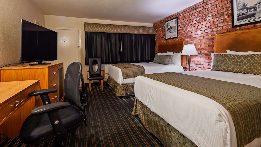 Best Western Pine Tree Motel - photo 6