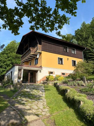 Penzion Na Výsluní České Švýcarsko — hotel in Dolni Podluzi