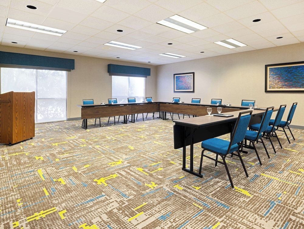 Hampton Inn Cocoa Beach Cape Canaveral - photo 45