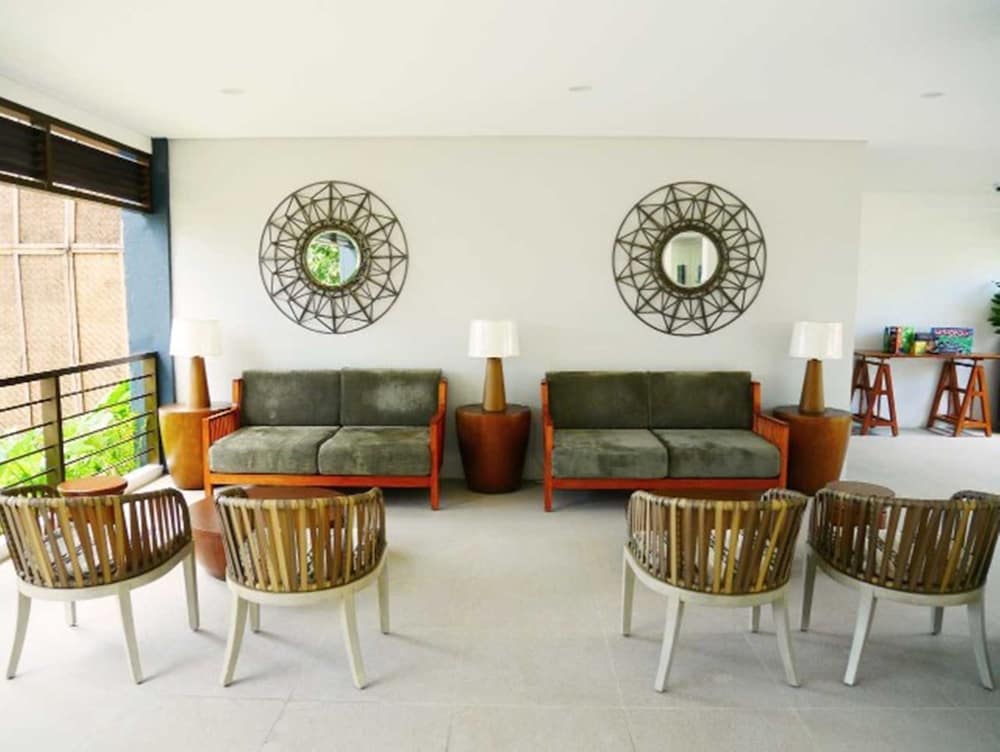 Huni Sicogon — Carles — photo 3