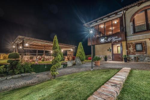 Il Vigneto - carbon neutral hotel in Roddi