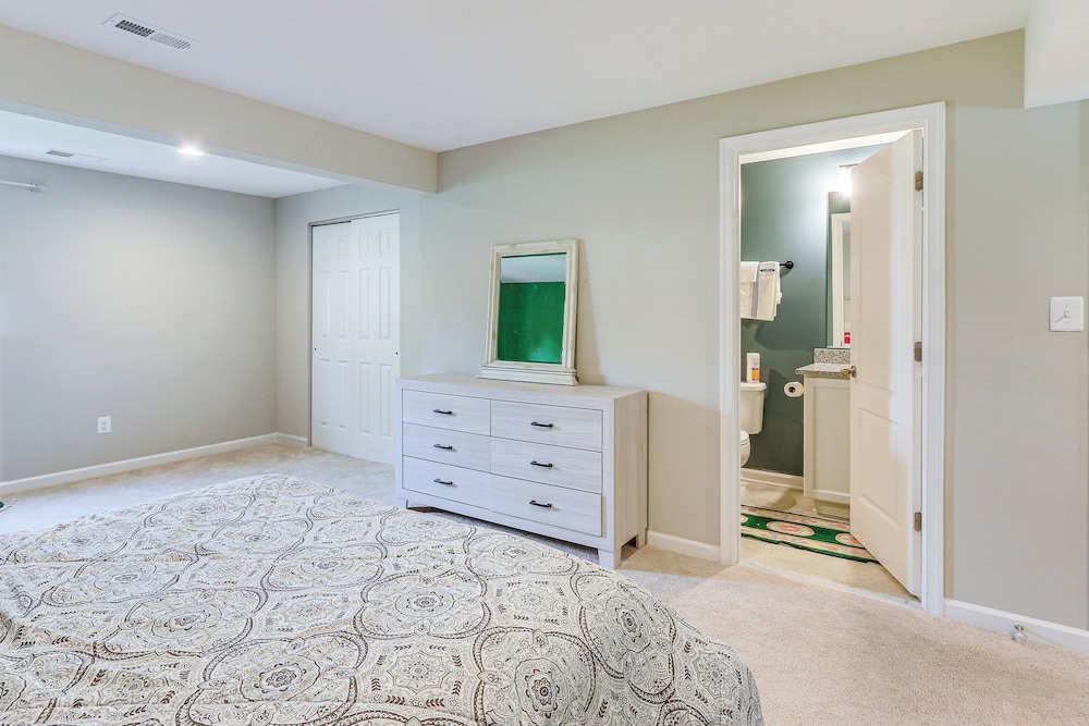 2 Mi to Hollywood Casino: Charles Town Townhome - photo 15