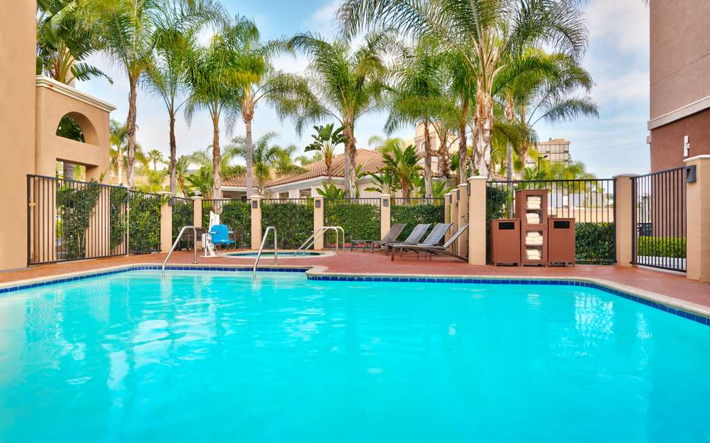 Hyatt Place at Anaheim Resort Convention Center - photo 26