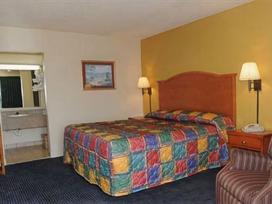 Midtown Inn - photo 11