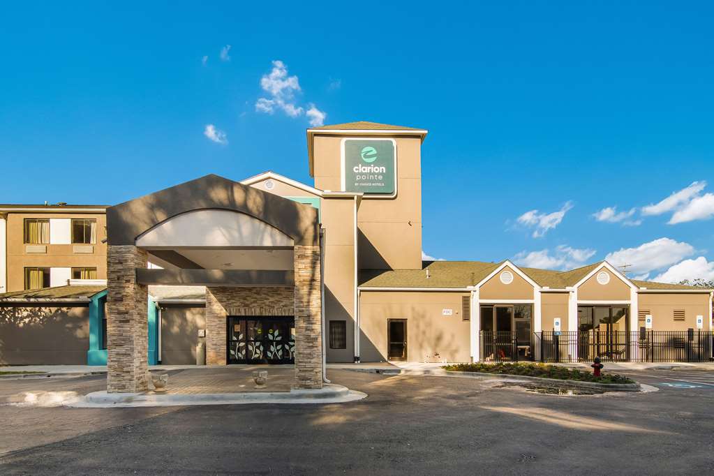 Clarion Pointe Wake Forest Raleigh North - photo 2