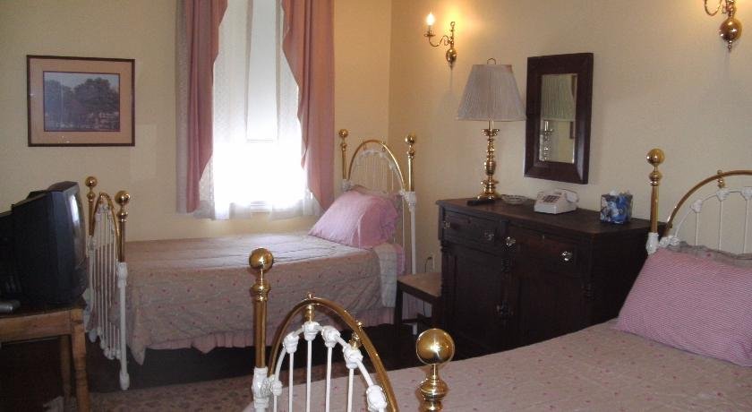 Leesburg Colonial Inn in Leesburg, United States